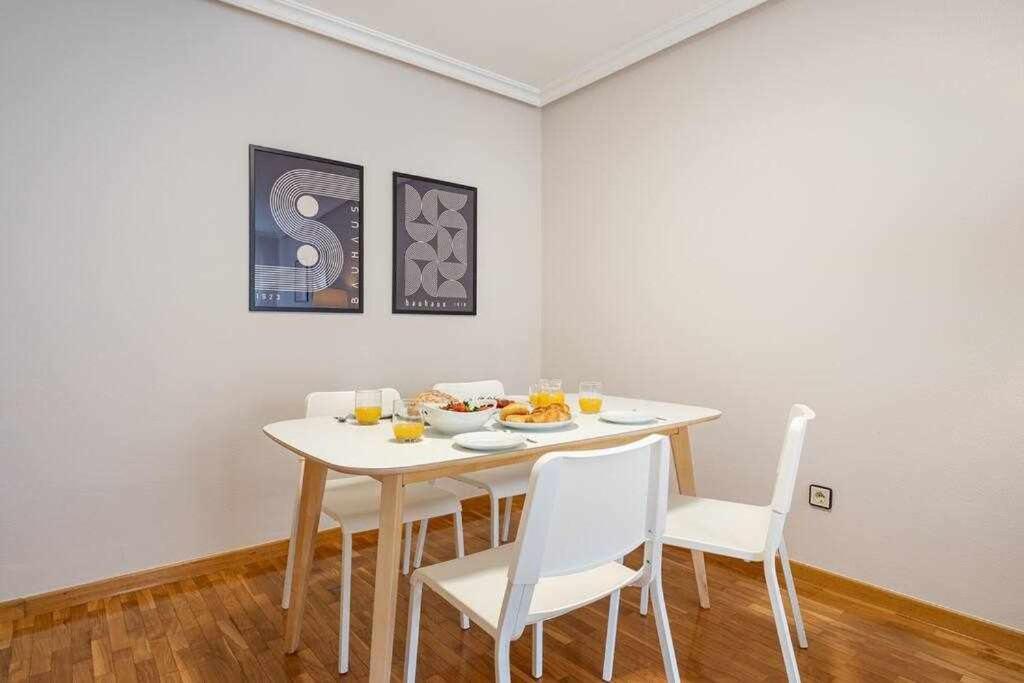 La Plaza Apartamento Хихон Екстериор снимка