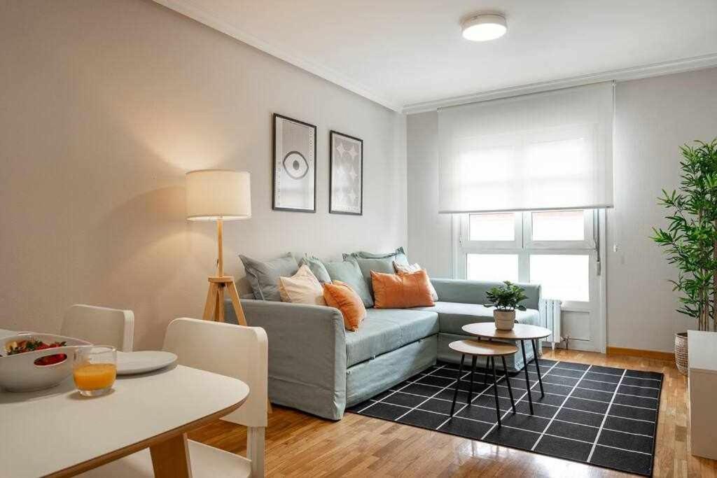 La Plaza Apartamento Хихон Екстериор снимка
